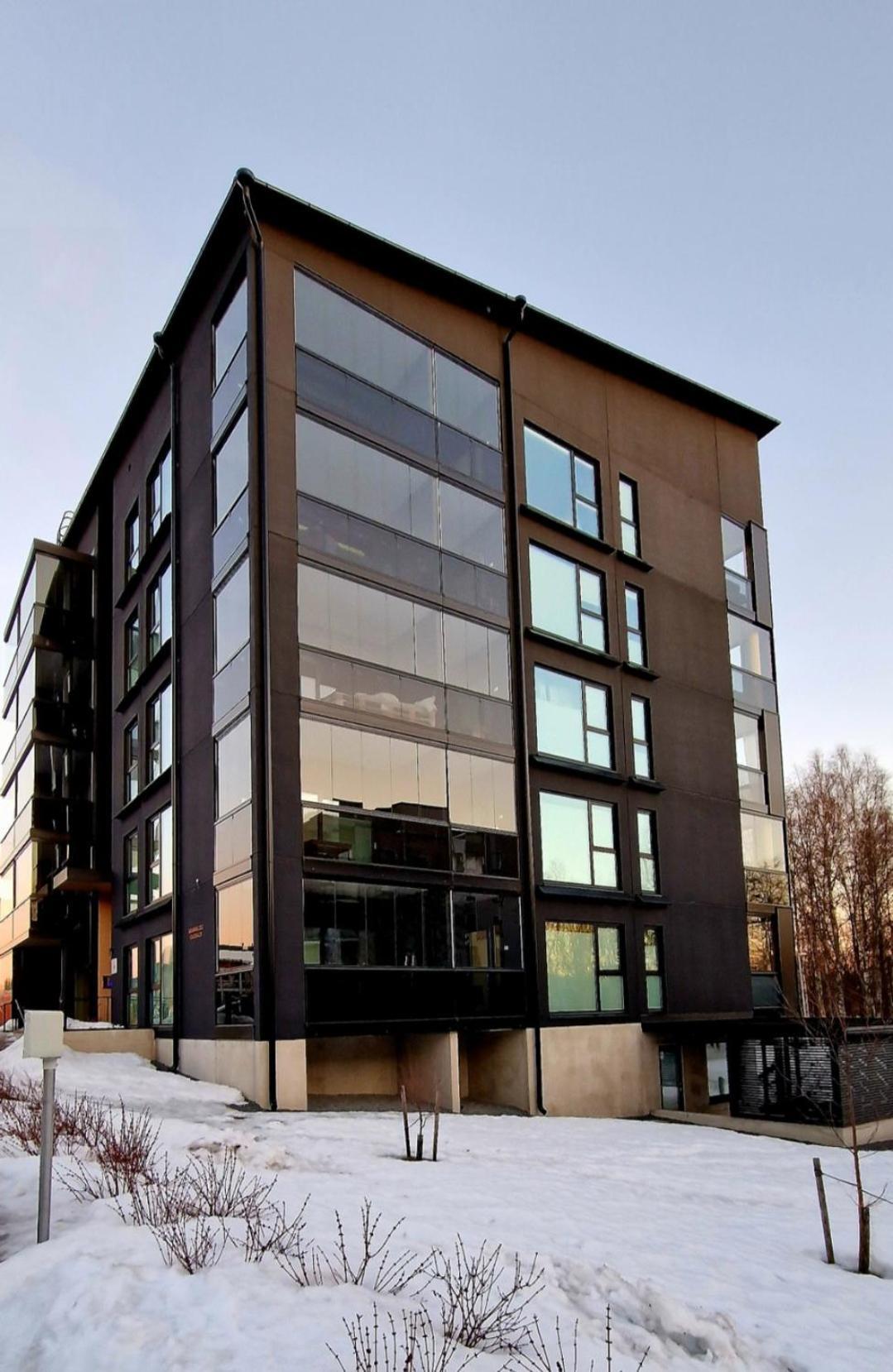 Modern Apartment Near Tampereen Messukeskus, With Own Private And Free Parking ภายนอก รูปภาพ