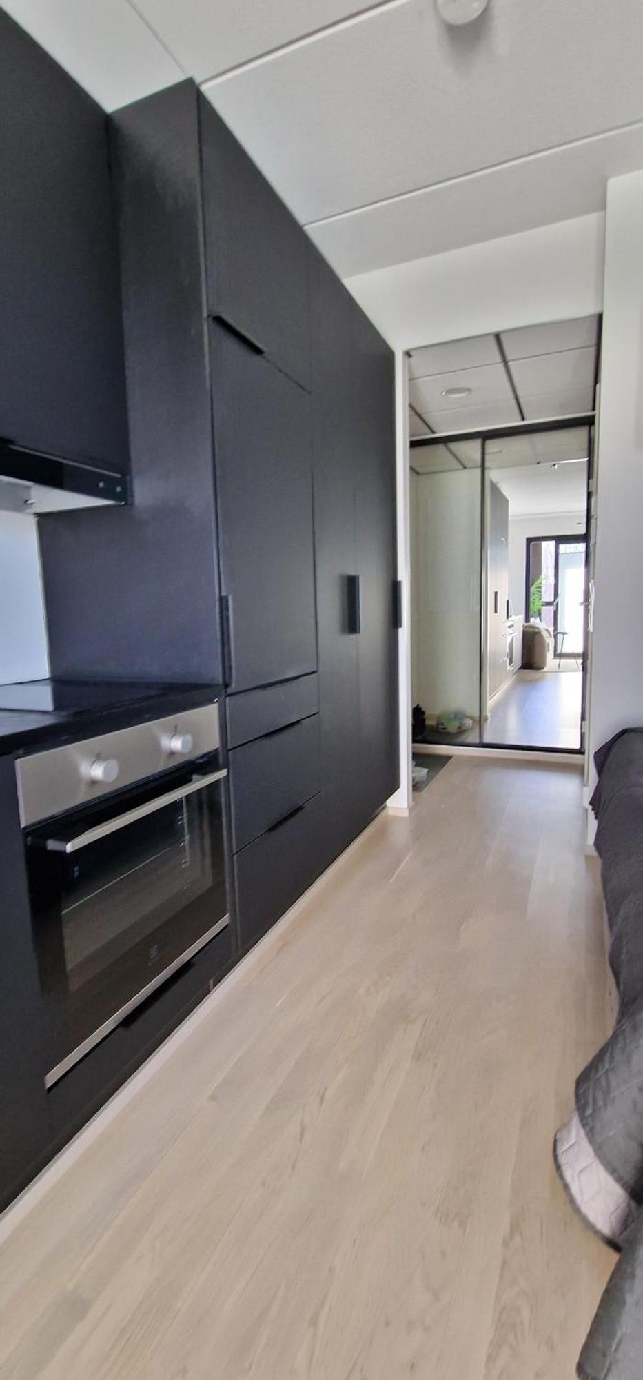 Modern Apartment Near Tampereen Messukeskus, With Own Private And Free Parking ภายนอก รูปภาพ
