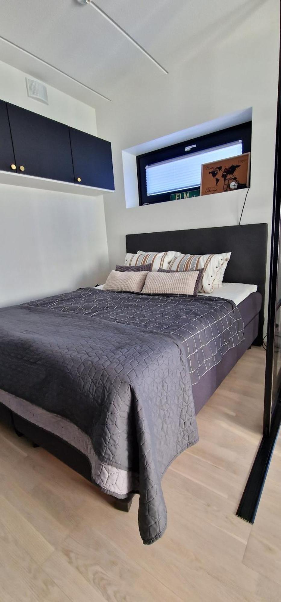 Modern Apartment Near Tampereen Messukeskus, With Own Private And Free Parking ภายนอก รูปภาพ